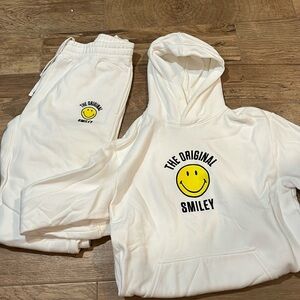 H&M the original smiley set